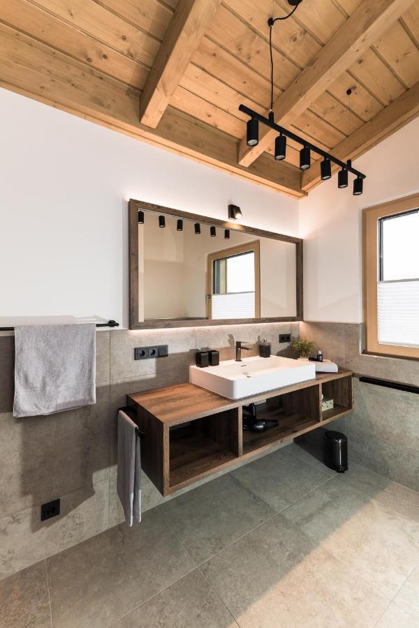 Chalet Seeblick Мильстат Экстерьер фото